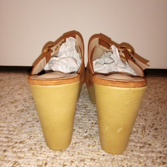 NY&C clogs size 7 NWOT - Picture 6 of 8